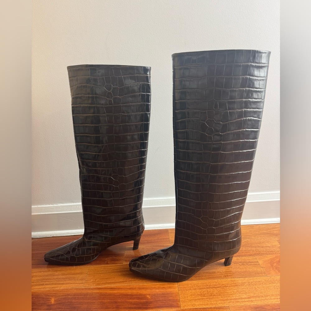 Toteme brand new brown croc “wide shaft” heeled boots size 38 - Picture 3 of 6